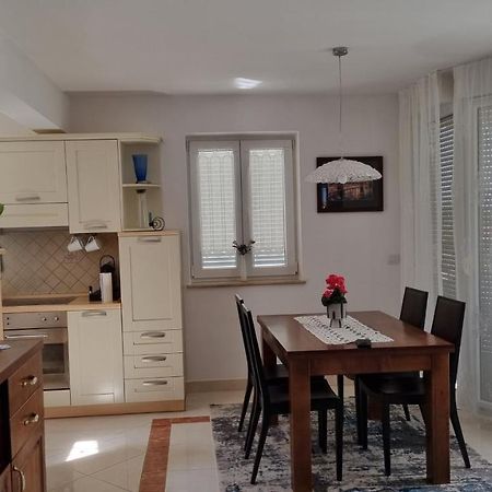 Appartement Sunny Maj Porec Bagian luar foto